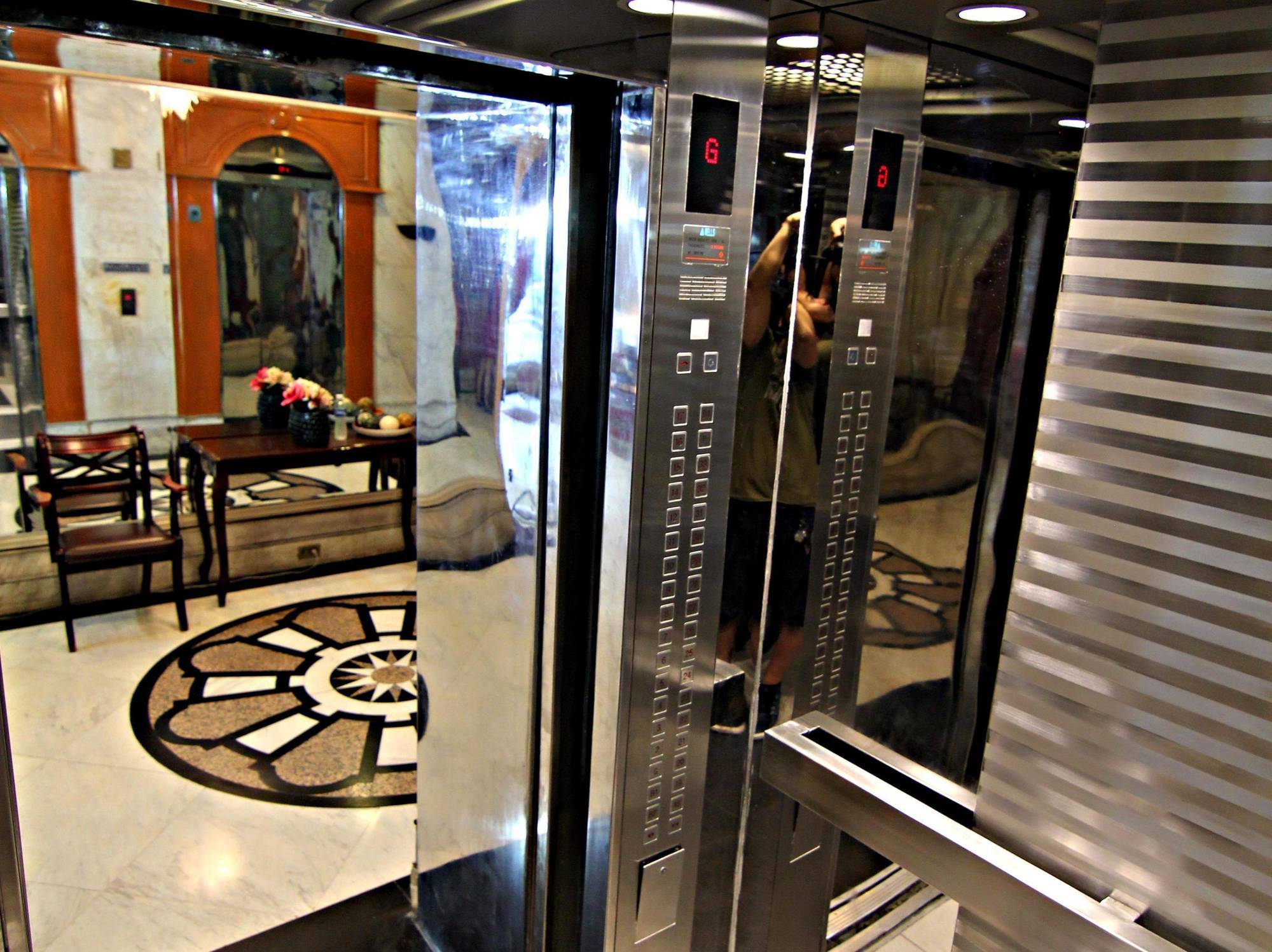 Mpt Suites Makati City Exterior foto